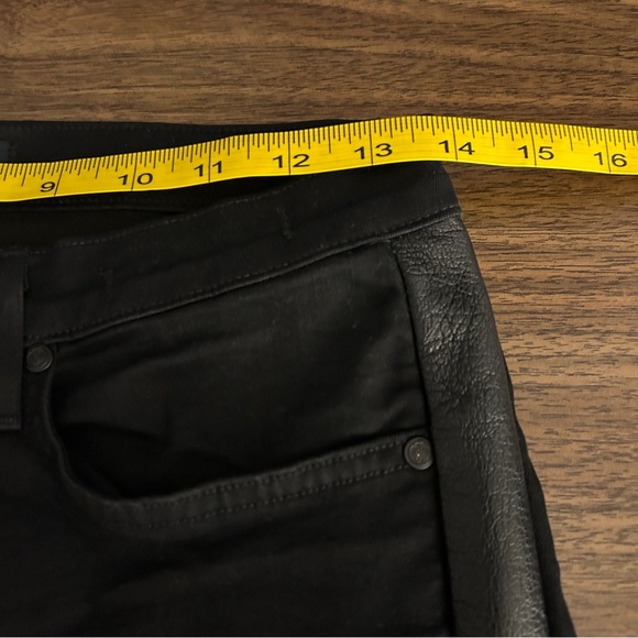 Juicy Couture Black Skinny Jeans - Picture 6 of 9